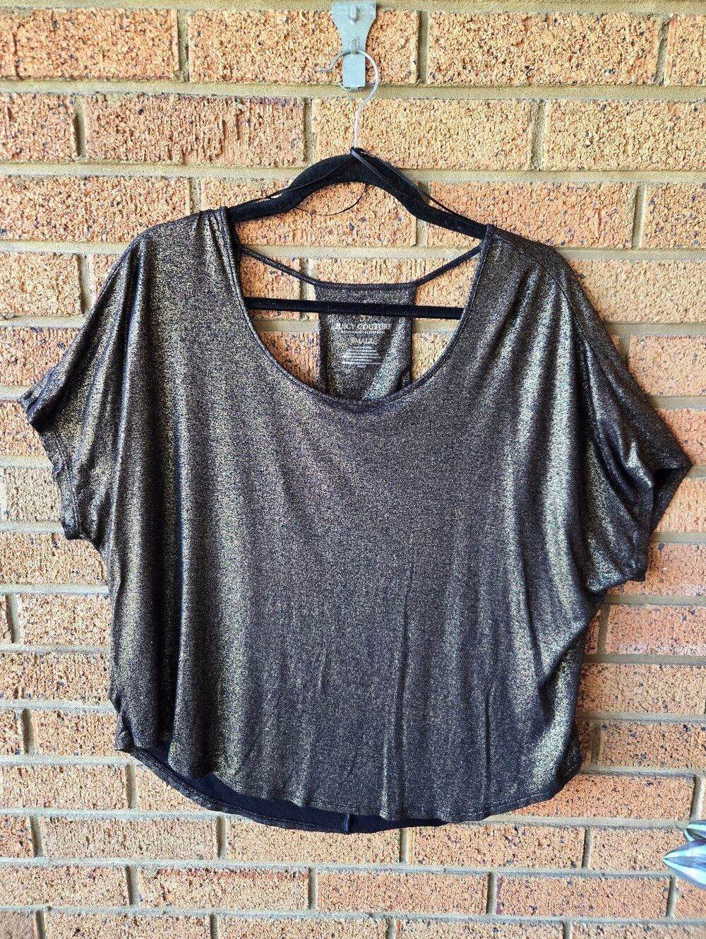 JUICY COUTURE Gold Metallic Shimmer Slouchy Open Back Top 🔥